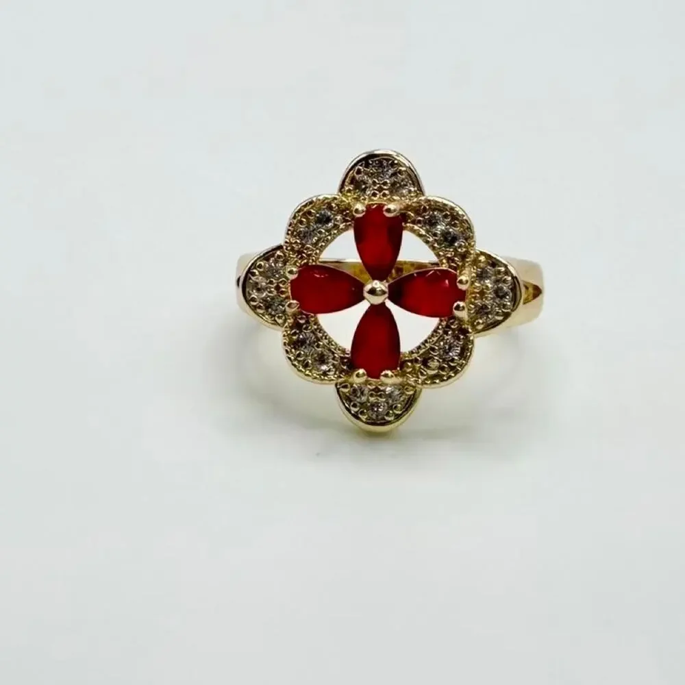 Krystallography garnet red